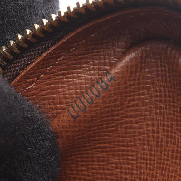 LOUIS VUITTON Brown Monogram Leather Shoulder Bag - Picture 5 of 8